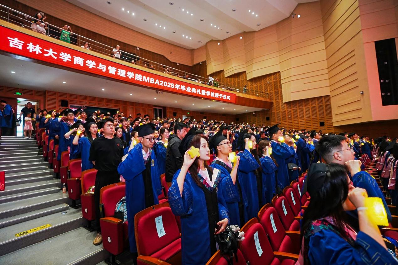 425ace15f479a929416f51c89f31cc5